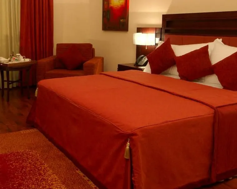Hotel Grand Millennium Dubai 5*,