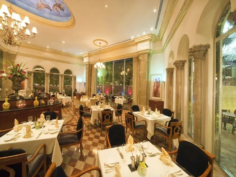 Hotel Grand Millennium Dubai